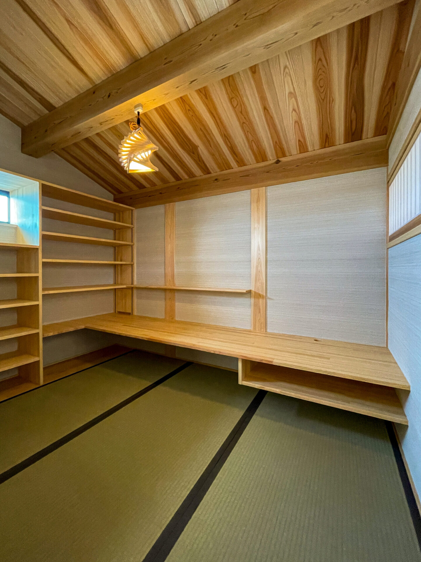 小屋裏書斎